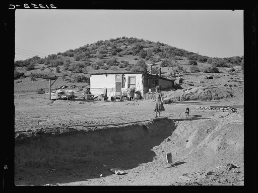 New farm in Cow Hollow, Malheur County, Oregon. Note basement dugout house and excavation for new house in foreground. See general caption number 66