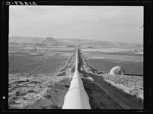 Untitled photo, possibly related to: Siphon--the world's longest--which carries water five miles to Dead Ox Flat. It is eight feet in diameter. Malheur County, Oregon