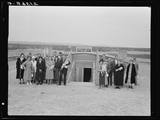 All the members of the congregation. Friends church (Quaker). Dead Ox Flat, Malheur County, Oregon