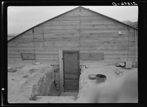 Untitled photo, possibly related to: Home of Free family who had lived in Beaver County, Oklahoma, for thirty years. Dead Ox Flat, Malheur County, Oregon