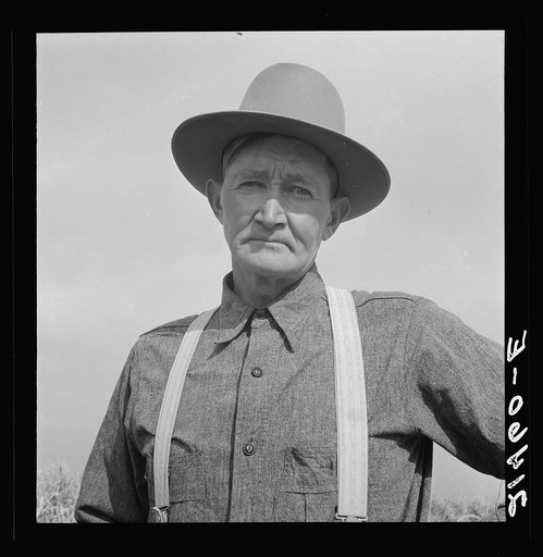 Mr. Wardlow, drought area farmer, adjusting to a Western farm. Dead Ox Flat, Malheur County, Oregon