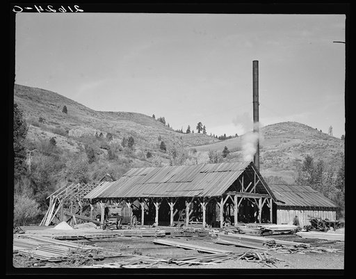 The sawmill. Ola self-help sawmill co-op. Gem County, Idaho. General caption 48
