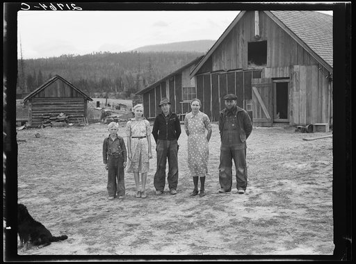 The Unruf family. Boundary County, Idaho. See general caption 52