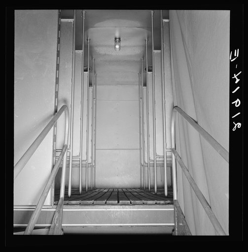 Interior of shower bath unit. FSA (Farm Security Administration) camp. Merrill, Klamath County, Oregon