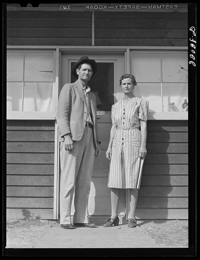 Weslaco, Texas. FSA (Farm Security Administration) camp. Camper and his wife