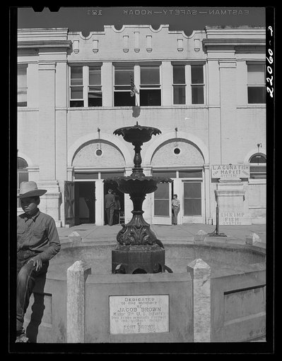 Untitled photo, possibly related to: Brownsville, Texas. Mexican market