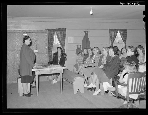 Presidents of ladies club addressing members. Tulare migrant camp. Visalia, California