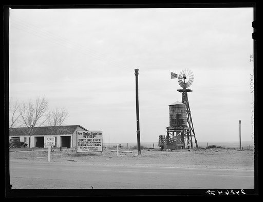State line. New Mexico -- Texas
