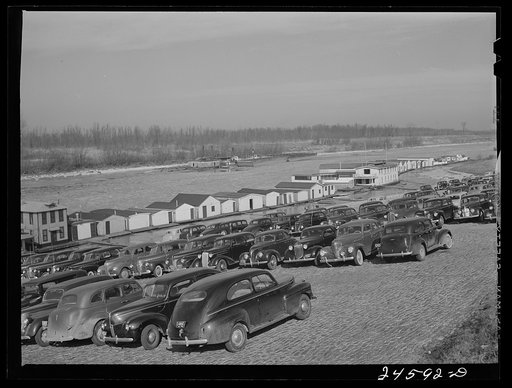 Cars parked on levee. Mississippi River. Memphis, Tennessee