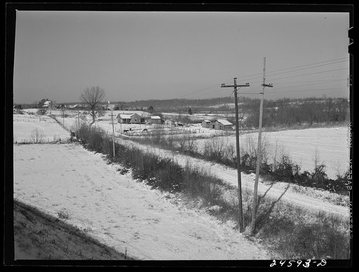 Farm along highway near Dickson, Tennessee