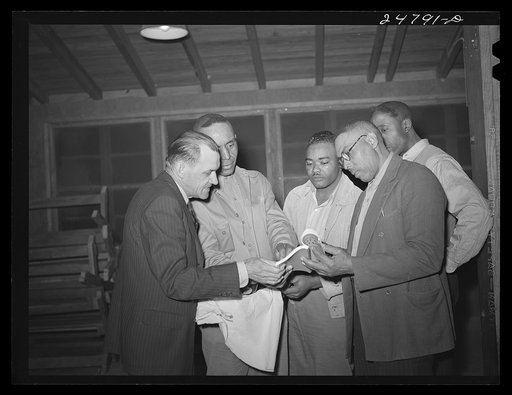First aid classes at community center. FSA (Farm Security Administration) camp, Robstown, Texas