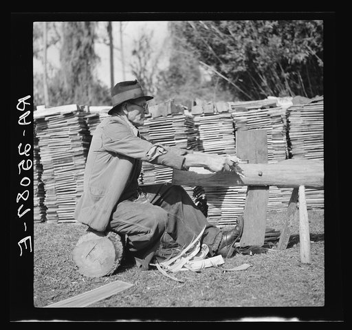 Hewing shingles. Withlacoochee Land Use Project, Florida