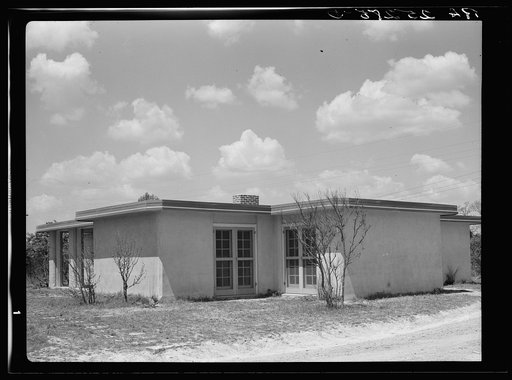 Rammed earth house at Gardendale, Alabama