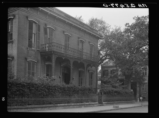 Untitled photo, possibly related to: An old house in Mobile, Alabama