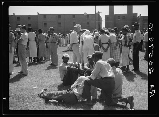 Untitled photo, possibly related to: Packing company strike. Cambridge, Maryland