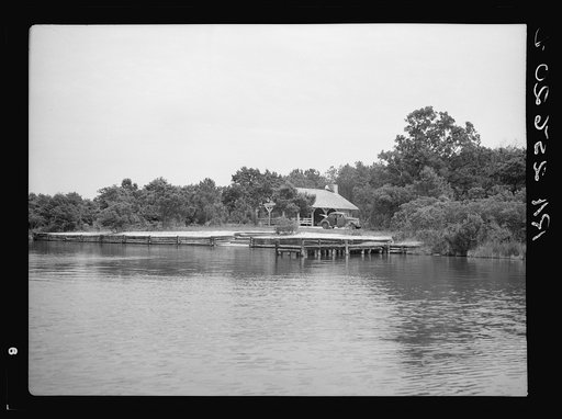 Recreation area at Strawberry Point on Asawomen Bay. Delaware land use project