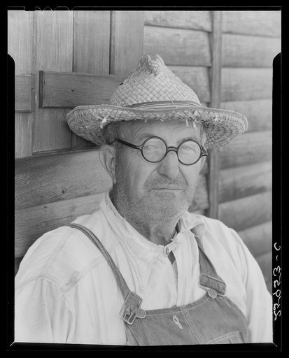 Frank Kinney, farmer. Eden Mills, Vermont