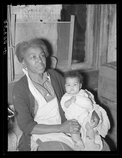 Negro woman and baby. Washington, D.C.