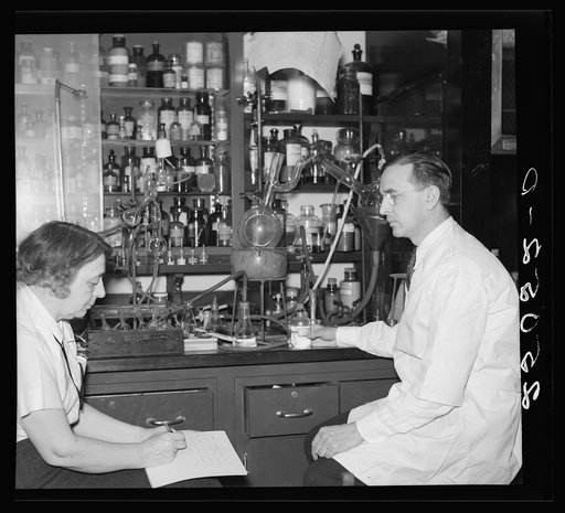 Acquiring information from scientist. United States Department of Agriculture (USDA). Washington, D.C.