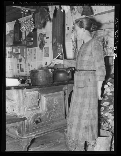 Daughter of Minnie Knox cooking soup. Garrett County, Maryland