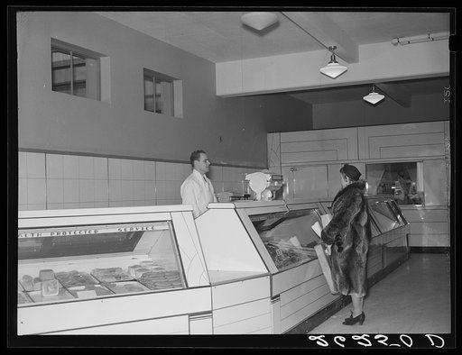 Meat department of cooperative store. Greenbelt, Maryland