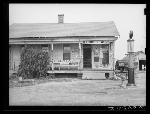 The cooperative makes use of existing stores in the area. Wabash Farms, Indiana