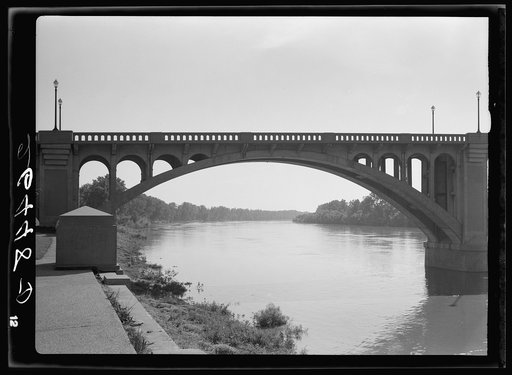 Untitled photo, possibly related to: Bridge across Wabash River. Vincennes, Indiana