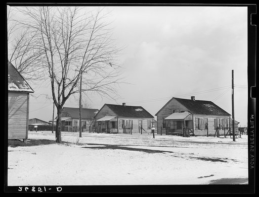 Miners' homes. Bush, Illinois
