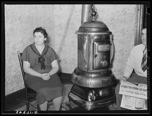 Wife of WPA (Works Progress Administration) worker. Bush, Illinois