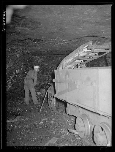 Pit car loader, one of the early types of mechanical loaders. Old Ben number eight. West Frankfort, Illnois (see 26980-D)