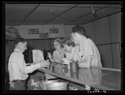 Dudes gambling at bar. Birney, Montana