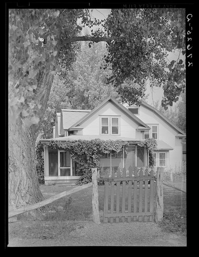 Ranch house. Quarter Circle 'U' Ranch, Montana