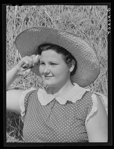 Untitled photo, possibly related to: Mr. and Mrs. Ernest Maxwell. Jasper County, Iowa