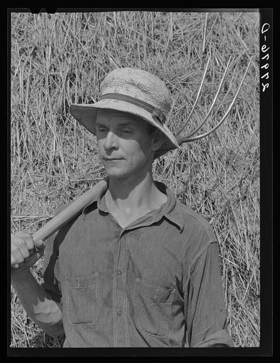Untitled photo, possibly related to: Mr. and Mrs. Ernest Maxwell. Jasper County, Iowa