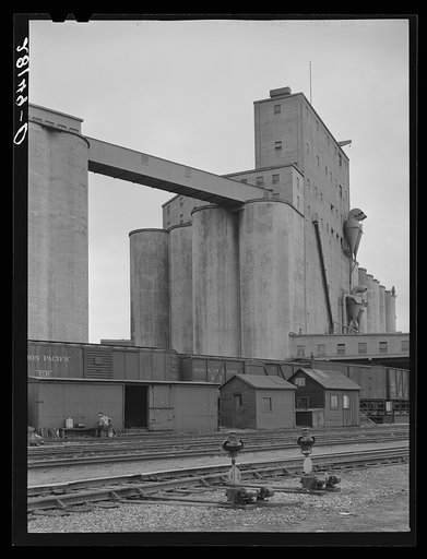 Grain elevator. Minneapolis, Minnesota