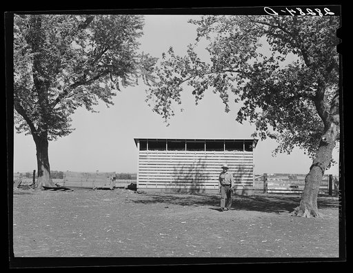 Corn-crib on Passmore farm. Polk County, Iowa
