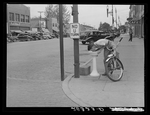 Public drinking fountain. Grundy Center, Iowa