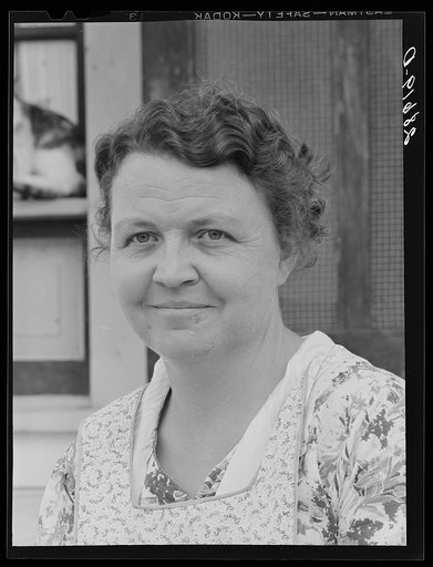 Mrs. Thomas Beede, wife of resettlement borrower. Western Slope Farms, Colorado