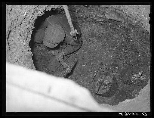 Miner digging tiff. Washington County, Missouri