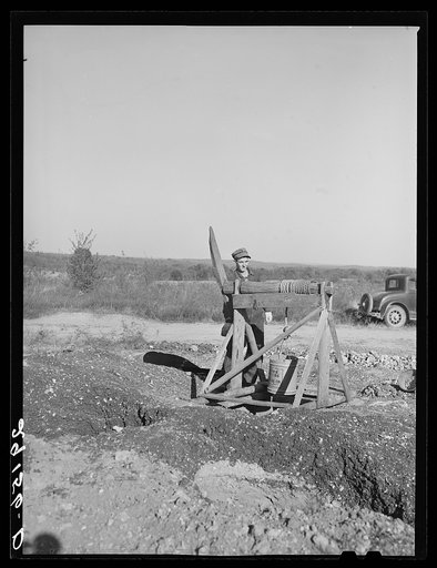 Tiff sells for six dolllars a ton. Out of this eighty cents goes to the owner of the property and one dollar and fifty cents to the "hauler." Washington County, Missouri