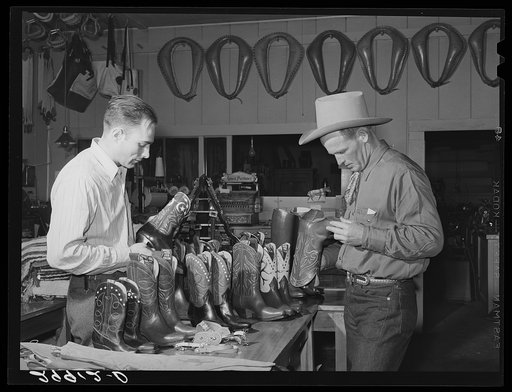 Saddle makers. Capriola Saddlery, Elko, Nevada