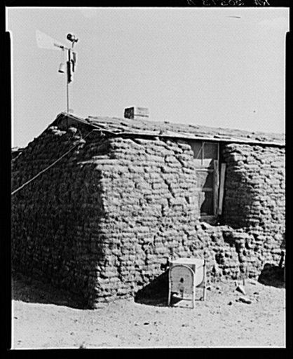 Corner of sodhouse. Williams County, North Dakota
