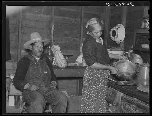 Mexican beet workers near East Grand Forks, Minnesota