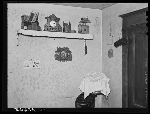 Corner of kitchen in Norwegian farmer's home. Williams County, North Dakota