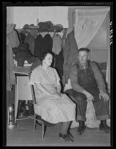Mr. and Mrs. John Lynch, parents of thirteen children. Near Williston, North Dakota