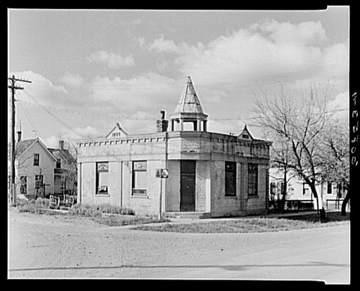Old building. Michigan, North Dakota