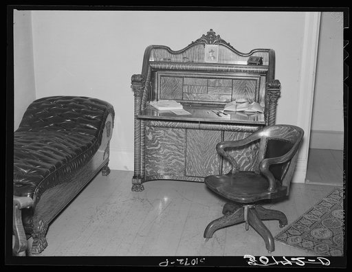 Corner of living room in Jim Hardin's house. Two Bit Creek, near Deadwood, South Dakota