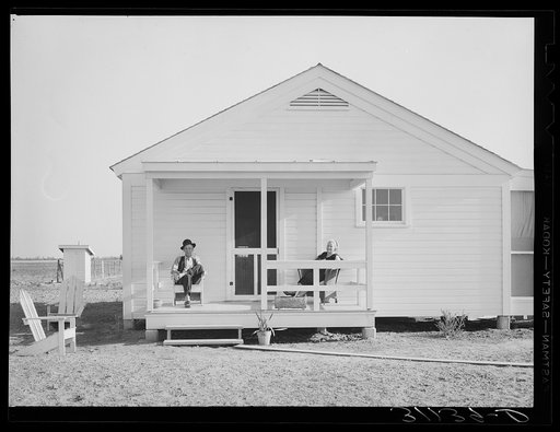 Southeast Missouri Farms. Home on new farm unit. La Forge project, Missouri