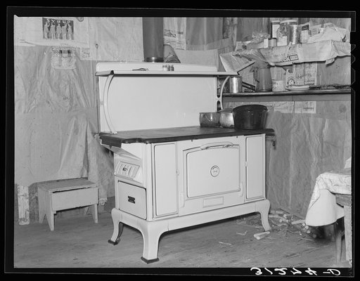 Southeast Missouri Farms. Type of stove bought by cooperative association