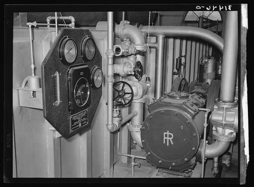 Compressor gas treatment of rice. Abbeville, Louisana